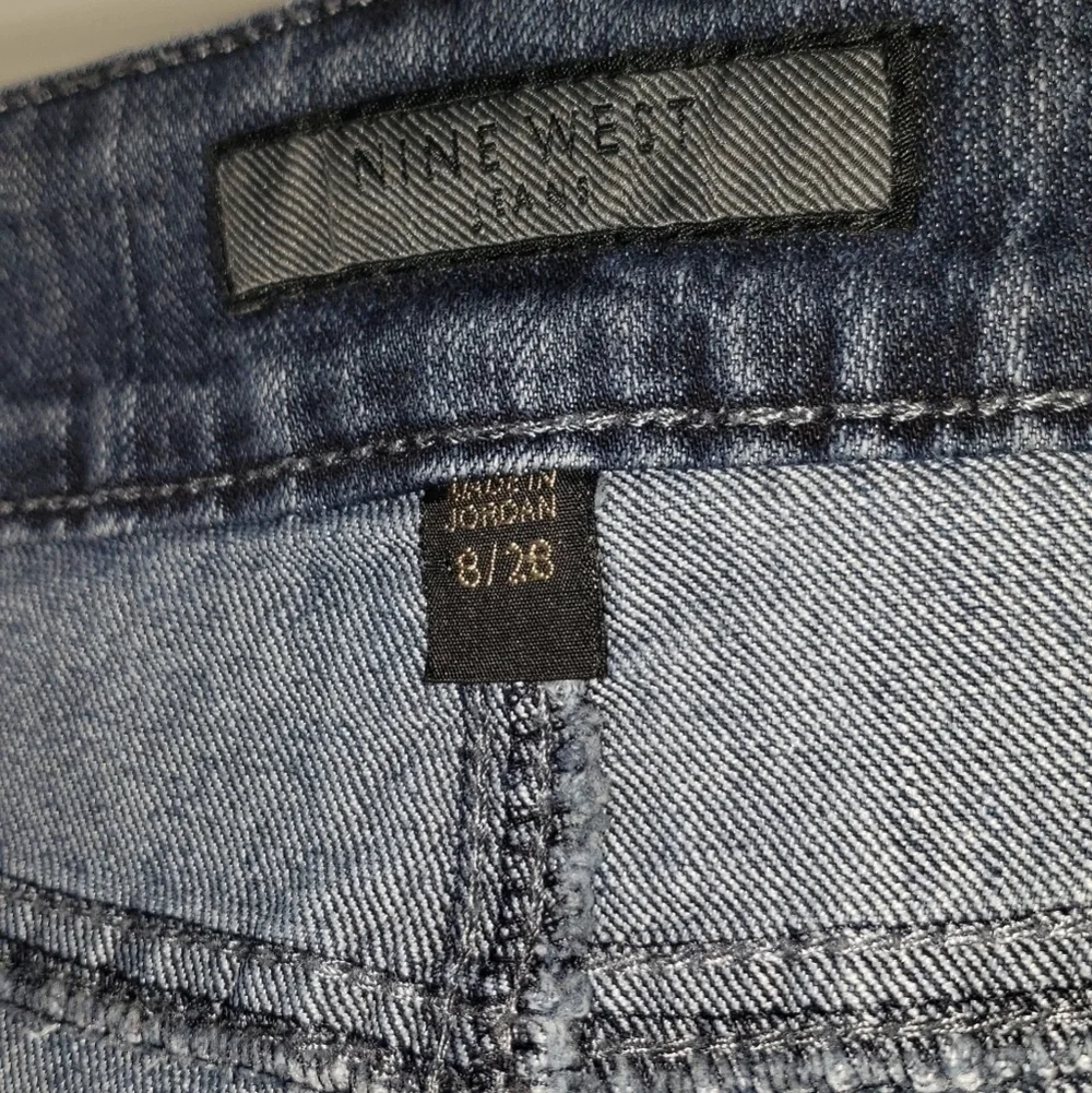 Nine West Jeans Lay Flat Size 8 EUC - Picture 5 of 9